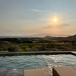 The Nine Graces -villa Astarte, Sea Views, Private Pool And Jacuzzi Villa *