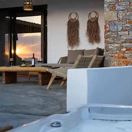 The Nine Graces -villa Astarte, Sea Views, Private Pool And Jacuzzi Mikri Vigla