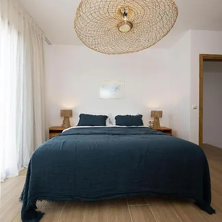 The Nine Graces -villa Astarte, Sea Views, Private Pool And Jacuzzi * Naxos City