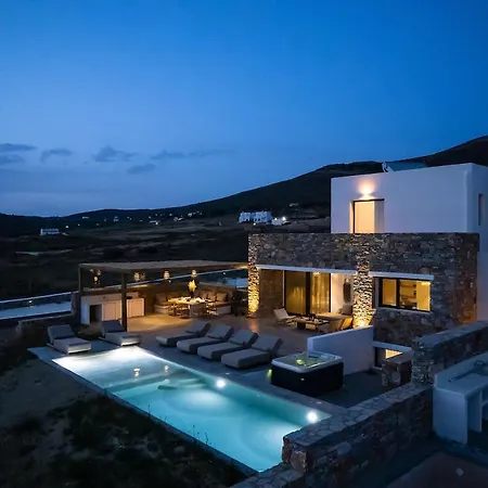 Villa The Nine Graces -villa Astarte, Sea Views, Private Pool And Jacuzzi Mikri Vigla