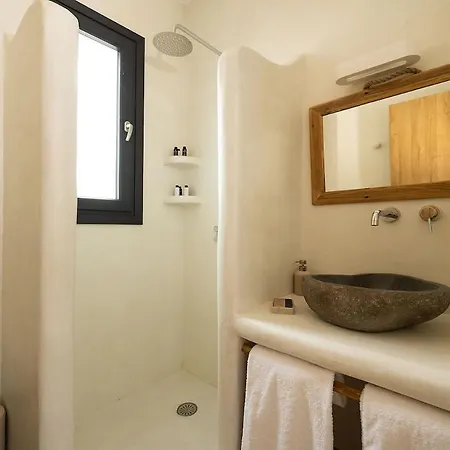 The Nine Graces -villa Astarte, Sea Views, Private Pool And Jacuzzi Villa Mikri Vigla