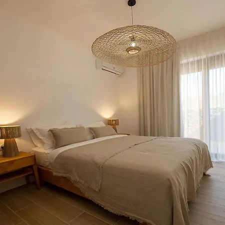 The Nine Graces -villa Astarte, Sea Views, Private Pool And Jacuzzi